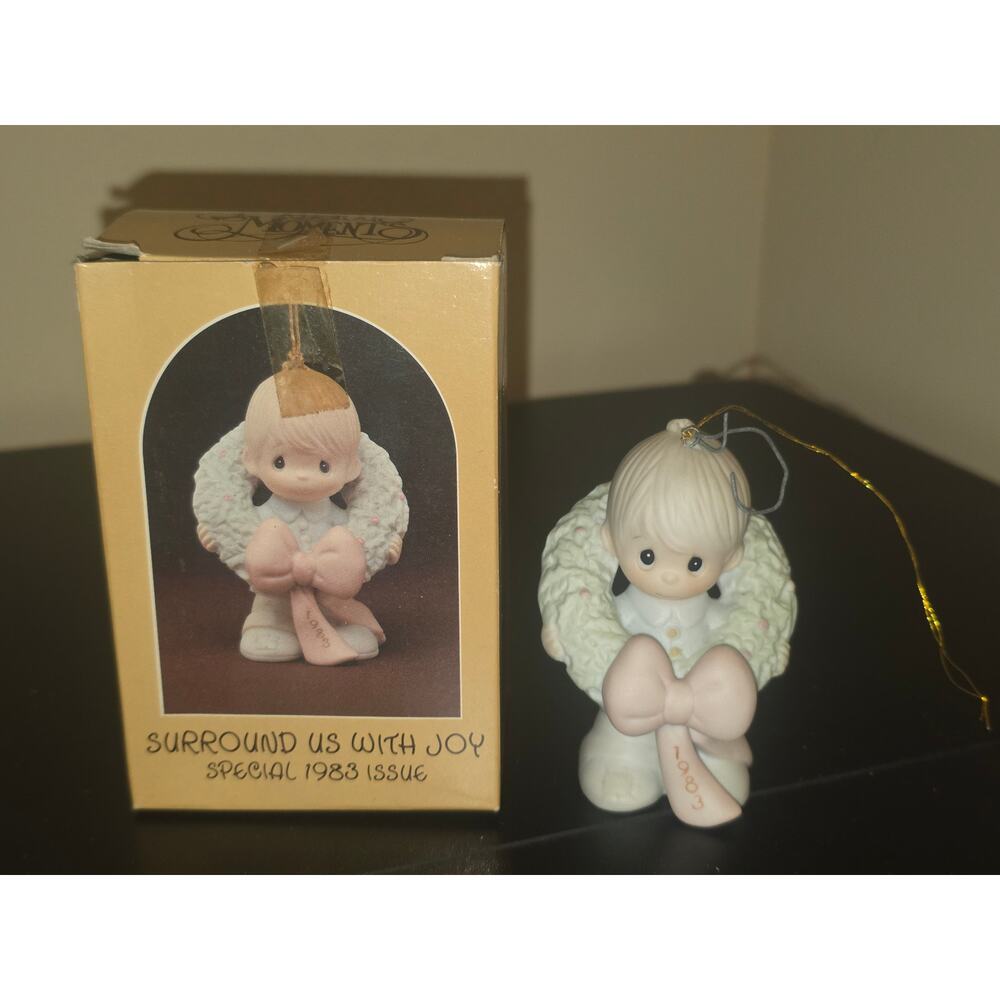 Precious Moments “Surround Us With Joy” Ornament 1983 Enesco E-0513 w/ Box‎